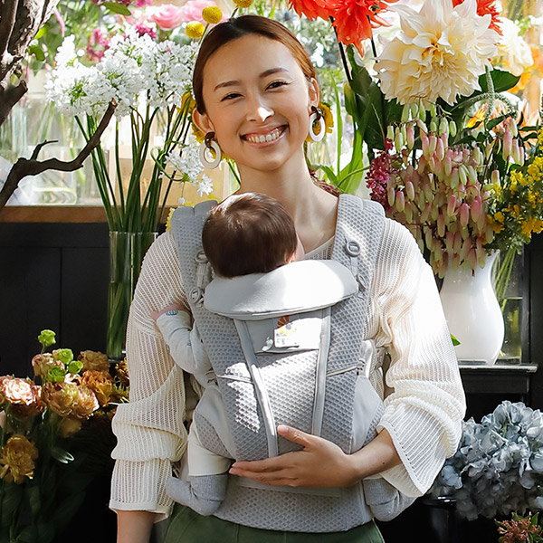 エルゴベビー最新シリーズ 】ErgoBabyCarrier オムニ ブリーズ SG パールグレー【OMNI Breeze】