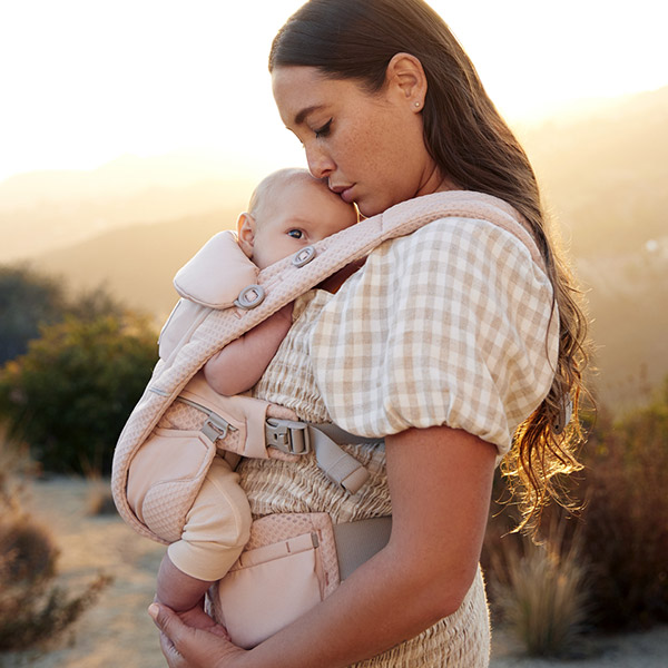 ErgoBabyCarrier オムニ ブリーズ SG ピンククォーツ【エルゴベビー最新シリーズ OMNI Breeze】